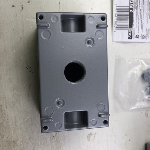 Lot of 10: Bell 5385-0 Aluminum Electrical 1-Gang Outdoor Boxes (3) 1/2 in Hub - Picture 8 of 12