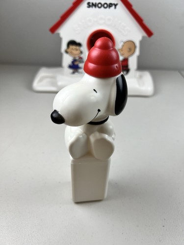SNOOPY SNO-CONES Shaved Ice Snow Cone Machine READ! - Picture 6 of 18