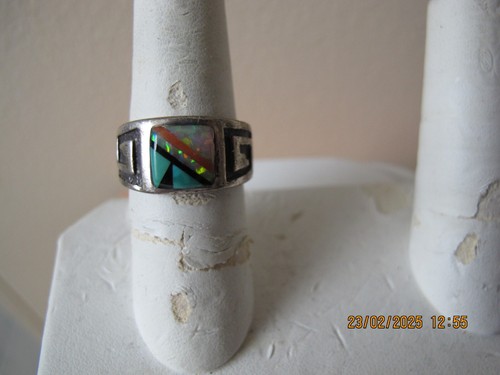 The vintage opal and turquoise sterling silver ring 6.24g. ring size 7 - Picture 2 of 4