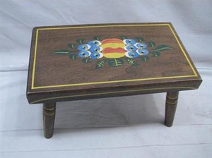 Primitive Tole Painted Ebersol Pa Dutch Floral Wooden Foot Stool