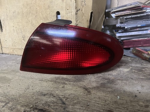 PONTIAC SUNFIRE COUPE 2-DOOR TAIL LIGHT PASSENGER SIDE HAS BULB OEM 1995-1999 - Picture 13 of 24