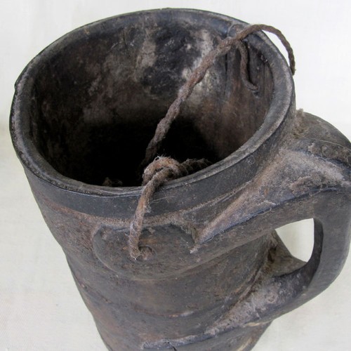 ANTIQUE TIBET YAK MILK PAIL CARVED WOOD MONKEY POT HANDLE SHERPA CELTIC SYMBOLS - Picture 12 of 12