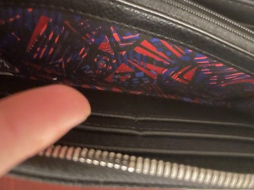 Black Panther Marvel Loungefly Clutch - Geldbörse mit abgebildetem Frontfehler  - Bild 5 von 5