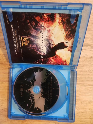 The Dark Knight Rises - Blu Ray DVD 2012 - Picture 3 of 4