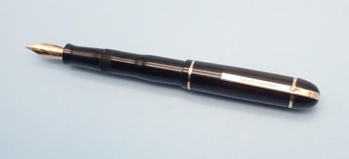 Pluma Estilográfica Eversharp Skyline Demi Años 40; Negra; Oro 14K 'F' Plumín; Restaurada - Imagen 2 de 15