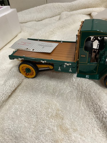 Franklin Mint 1916 Mack AC Bulldog Truck 1:32 Scale Original Box Never Dsplayed - Bild 5 von 7