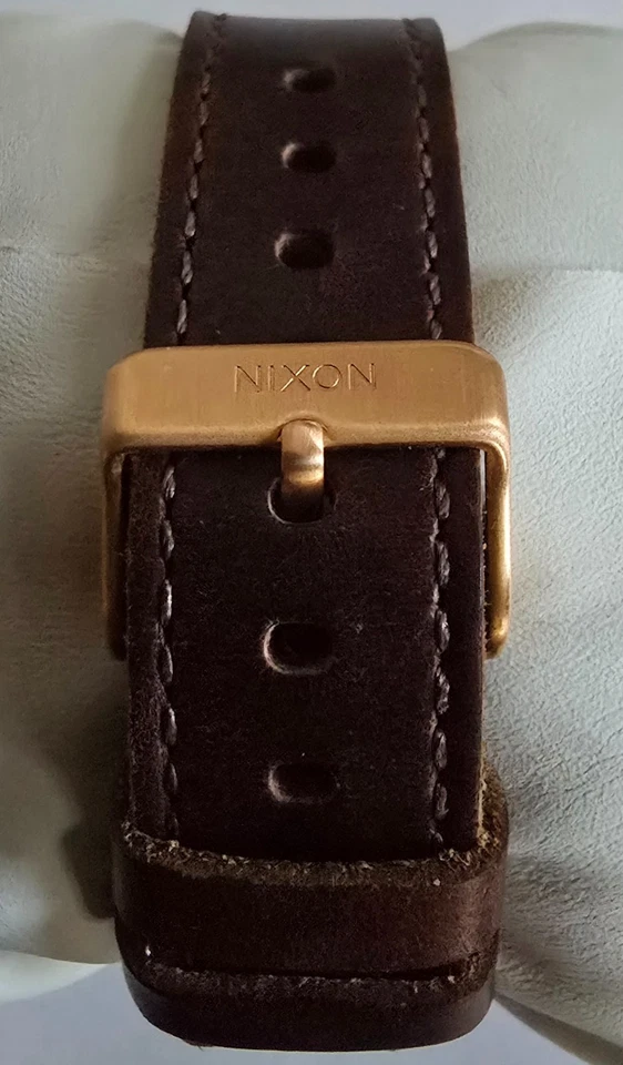 Reloj NIXON Time Teller 38 mm oro rosa acero inoxidable precio de venta sugerido por el fabricante 150 USD ¡TOTALMENTE NUEVO!! Foto 4 de 4