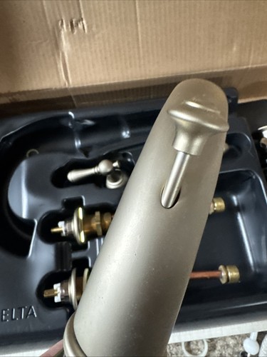 Delta 4530-nnlhp Wasserhahn siehe mit Griffen Wasserhahn Set Neu siehe Bilder - Bild 5 von 17