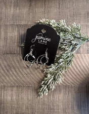 Jasmine Lane Dangle Earring Hypoallergenic-Silver