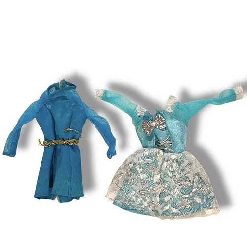 1997 Fashion Avenue Barbie Blue & 1992 Earring Magic Brunette Blue Dress B1