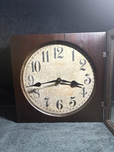 Vintage Coca Cola Clock In Wood Case with replaced Clock Movements - Bild 2 von 11