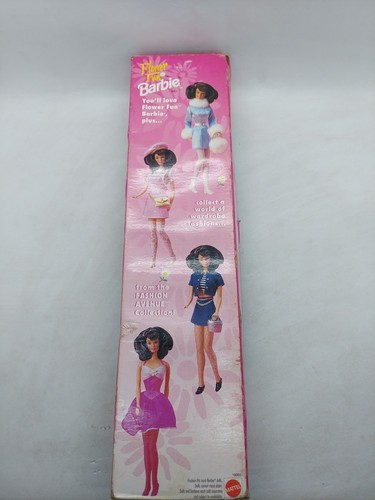 Muñeca morena Barbie floral divertida 1996 vintage púrpura Mattel #16065 nueva en caja - Imagen 5 de 9