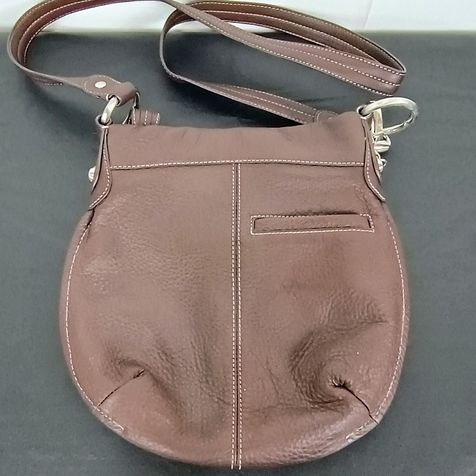 B. Makowsky Brown Soft Pebbled Leather Crossbody … - image 10