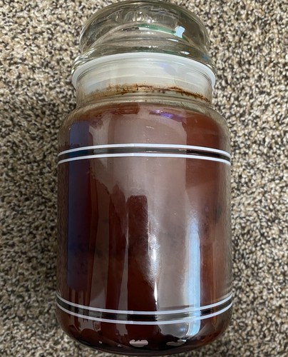 Discontinued Yankee Candle Housewarmer Vanilla Caramel 22 oz Jar Black Band New - Picture 2 of 5