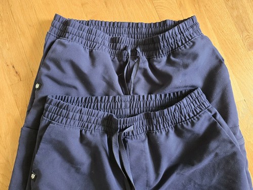 Jaanuu Scrub Unterteile zwei Paar dunkelblau Cargotaschen Größe Small - Bild 4 von 7