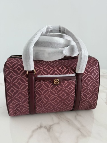 Bolso de Viaje Michael Kors Mediano Bolso de Lona Sangre de Buey Multi Monograma Nuevo con Etiquetas Precio de Venta sugerido por el fabricante