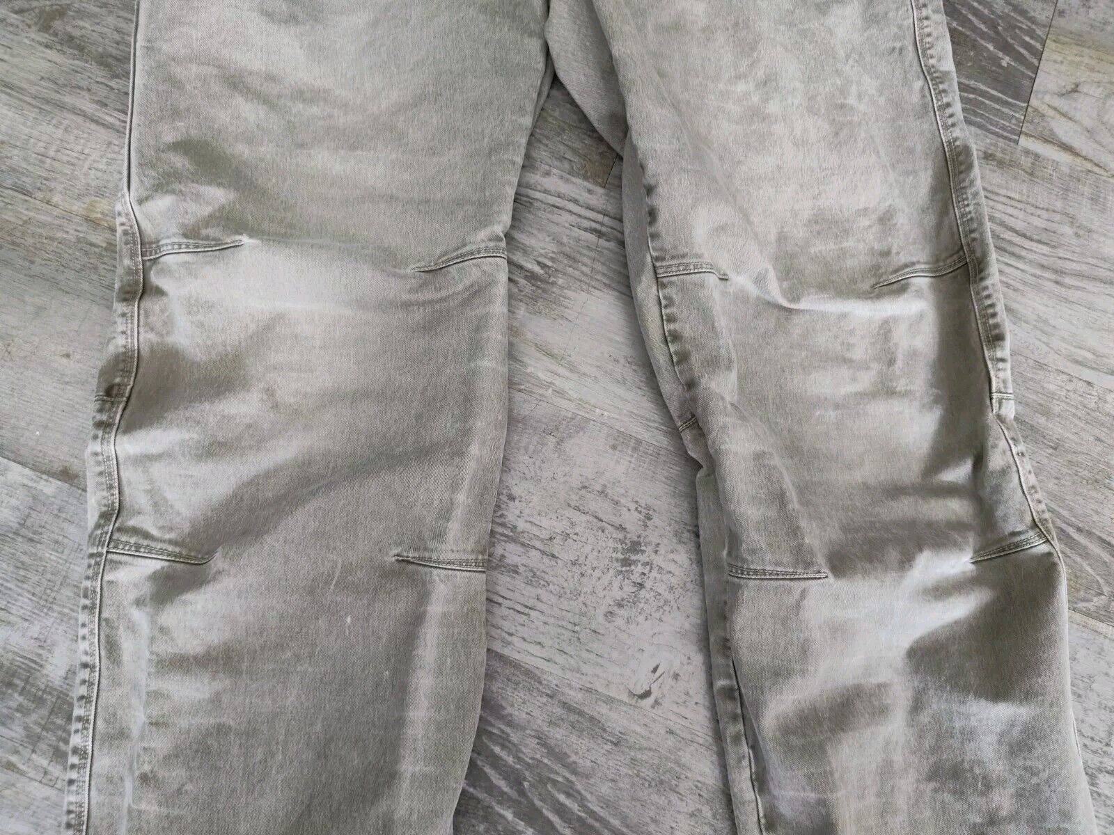 Picture 4 of 24