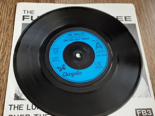 THE FUN BOY THREE - THE LUNATICS HAVE TAKEN OVER THE ASYLUM 7" UK 1981 CHRYSALIS - Picture 4 of 5