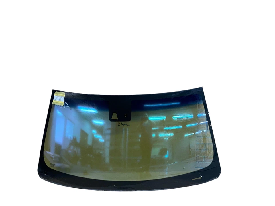 Cadillac Escalade ESV 2015-2020 parabrisas delantero cristal con sensor de lluvia Foto 2 de 4