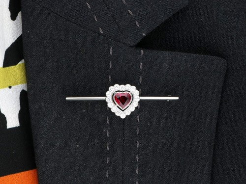 Vintage 1.15Ct Ruby and 0.80Ct Diamond, 18k White Gold Heart Bar Brooch 1968 - Picture 11 of 11