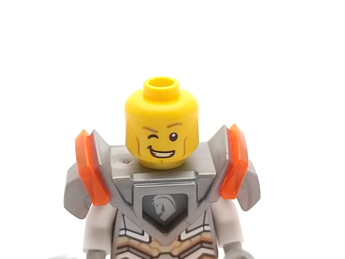 LEGO NEXO KNIGHTS: Lance's Twin Jouster (70348) for sale
