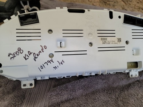 Speedometer Cluster MPH 6 Cyl Cruise Control 101K Miles 94001-1D466 OEM 08 Rondo - Picture 4 of 5