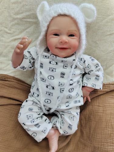 Real Pictures Reborn Baby Doll 19inch Newborn Painted Hair Cloth Body Vinyl Toys - Picture 5 of 7