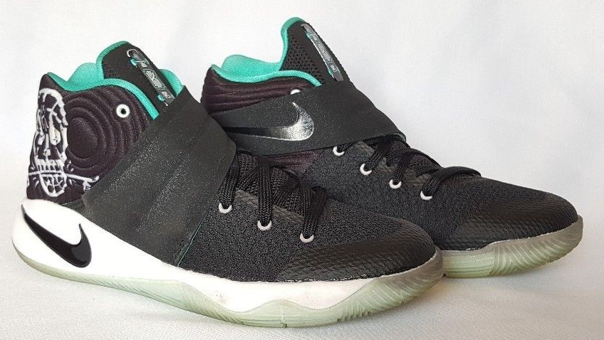NIKE Kyrie 2 GS (Court Deck) Black-Hyper Jade Shoes