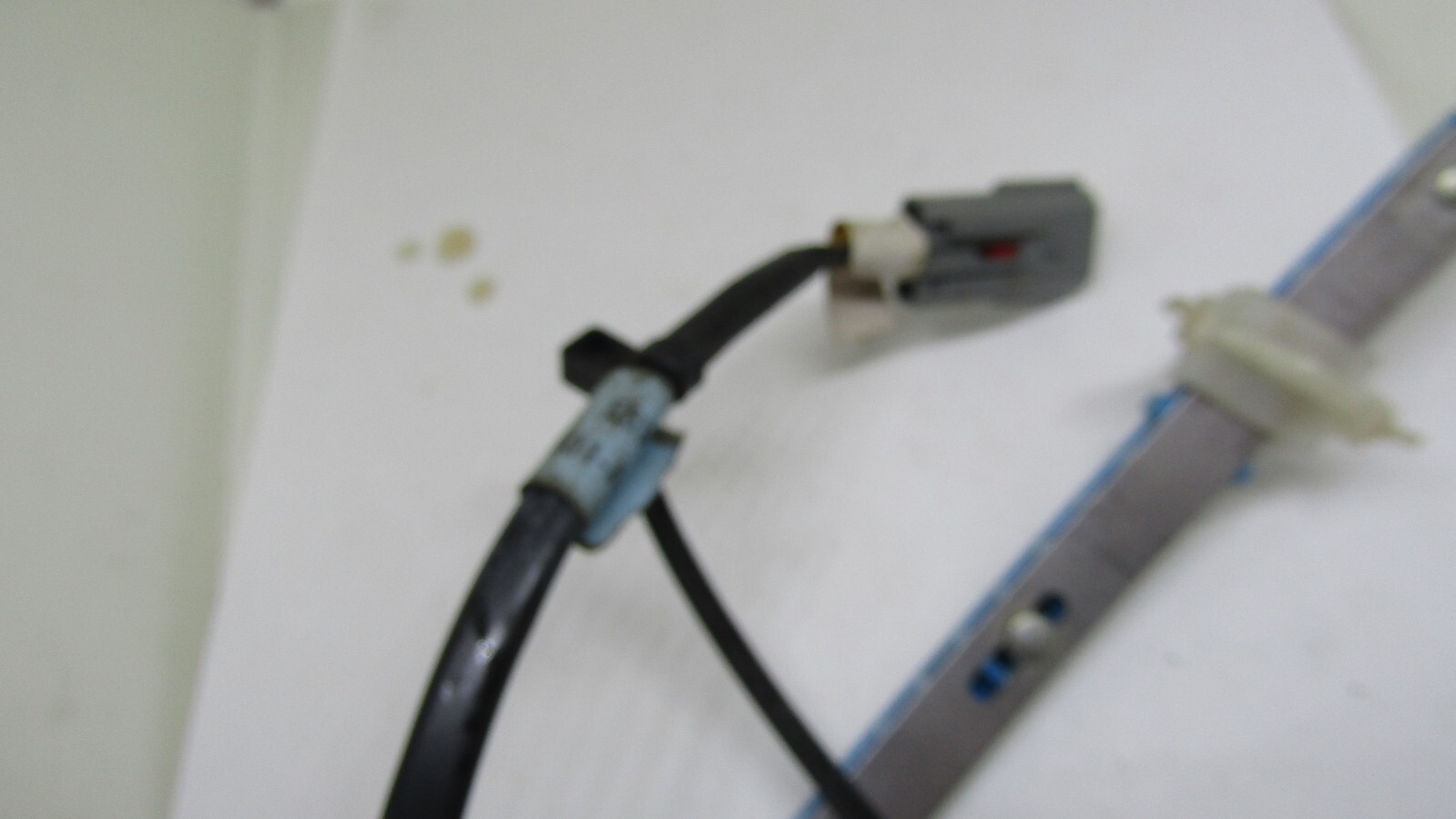 E6VB14A501AA 1982 1990 LINCOLN TOWN CAR SEAT BELT RETRACTOR SENSOR