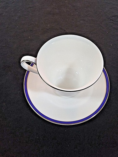 Vintage Minton Royal Doulton Cup & Saucer Dark Blue W/Gold Trim - Picture 3 of 7