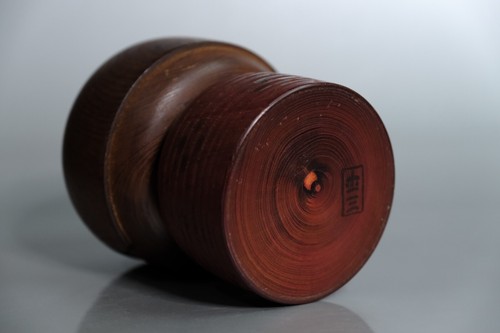 Japanese Wooden Creative Kokeshi Doll by Yamanaka Sanpei (16 cm / 6.3 in) - Picture 9 of 10