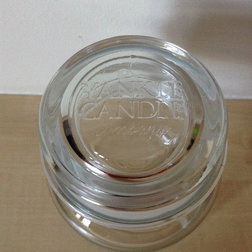 Refurbished Empty Medium Yankee Candle Jar with Lid. Excellent Condition - Picture 3 of 14