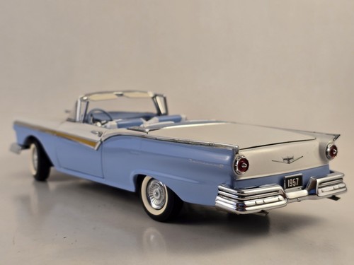 Franklin Mint 1957 Ford Fairlane Skyliner "TINDER BOX EXCLUSVE" LE 1:24 L@@K - Picture 15 of 23