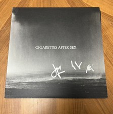* CIGARETTES AFTER SEX * signed album * CRY * GREG GONZALEZ, RANDY & JACOB * 2 * CIGARETTES AFTER SEX * signed album * CRY * GREG GONZALEZ, RANDY & JACOB * 2