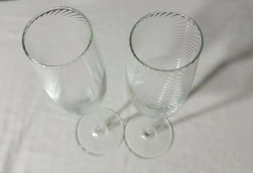 2 PC Set Gorham Verona Crystal 10 1/8"H Champagne Flutes Swirl Optic Design EUC - Picture 2 of 9