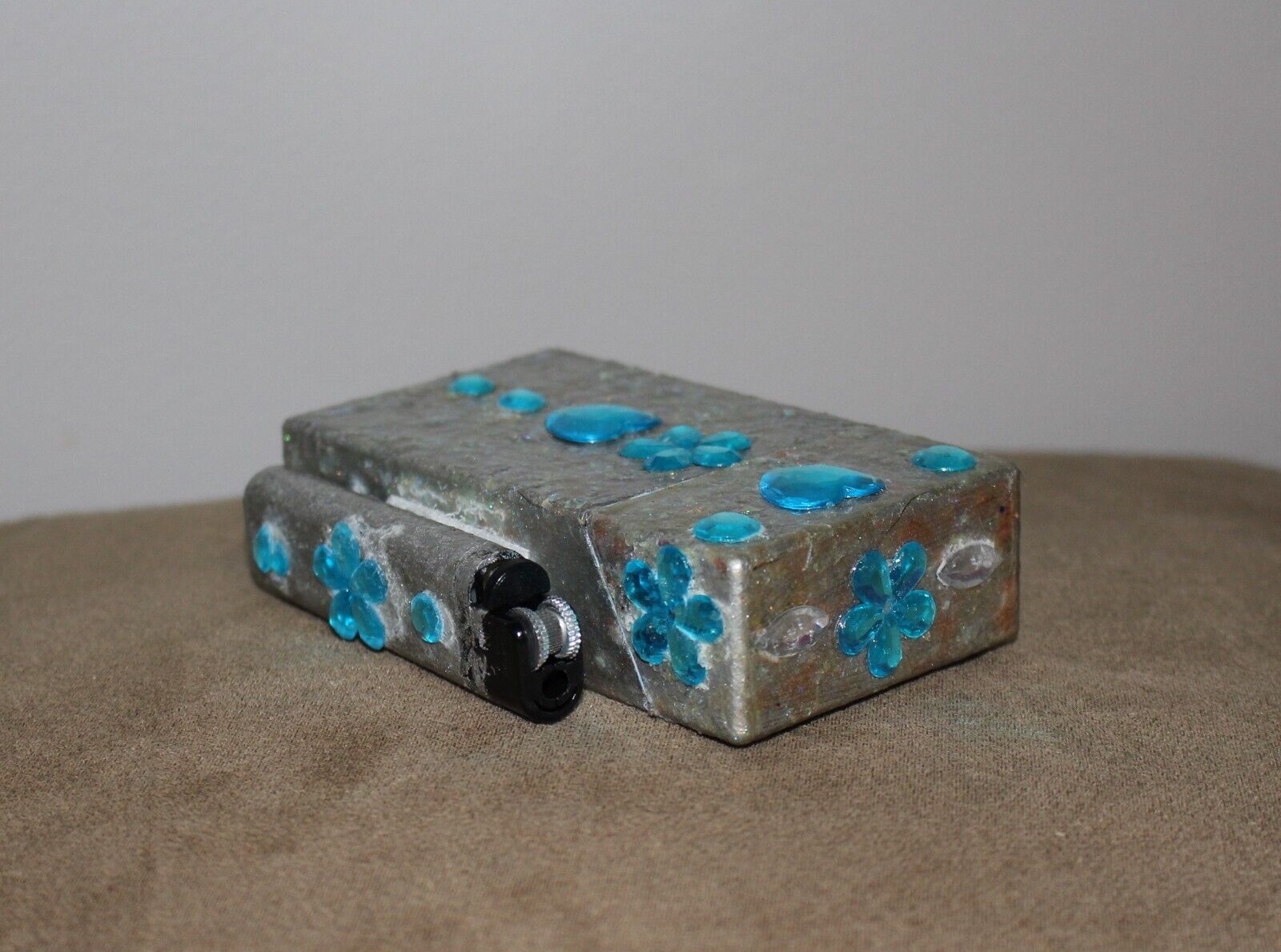 Picture 4 of 5