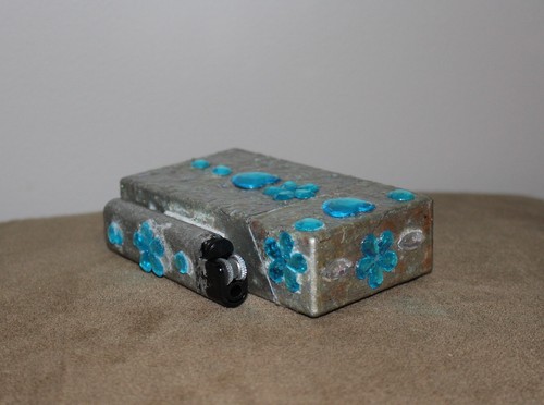 Hard Box Full Pack Cigarette Case (Silver) - Flip Top w/Matching Lighter - Picture 4 of 5