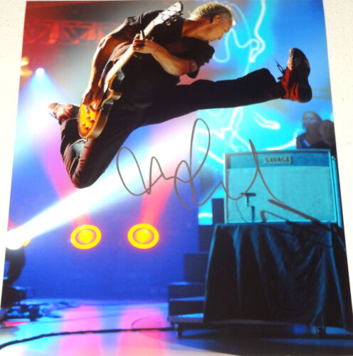 PEARL JAM HAND SIGNED AUTOGRAPHED MIKE MCCREADY 11X14 LIVE PHOTO! WITH outlet PROOF+COA