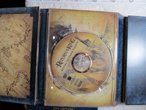 Lord of the Rings Trilogy Special Extended Edition 3-Box Set Plus Gollum - Picture 4 of 6