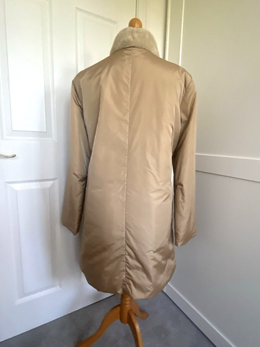 Max Mara luxurious washable down filled coat - detatchable faux fur collar UK 14 - Picture 6 of 24