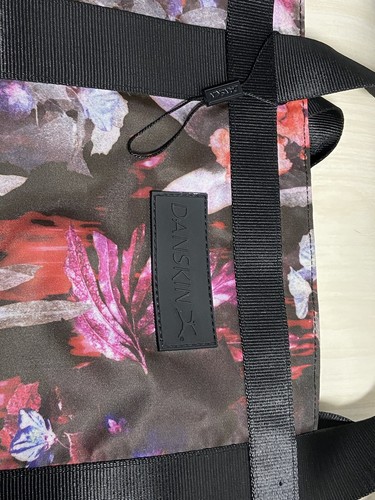 Danskin Yoga Tote Bag Backpack Convertible Floral Design EUC Black Purple Dance - Picture 2 of 6