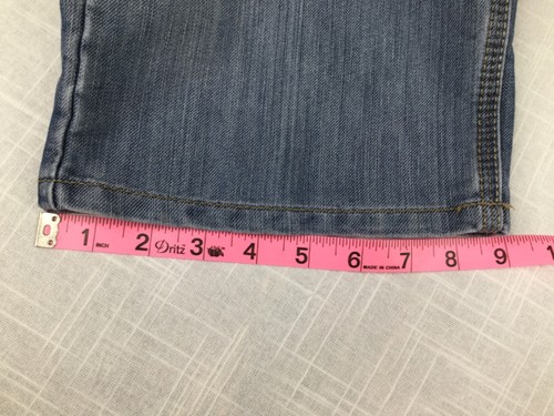 Levi’s Blue Denim Skater Style Designer Jean Shorts Boys Sz 12R - Picture 6 of 8