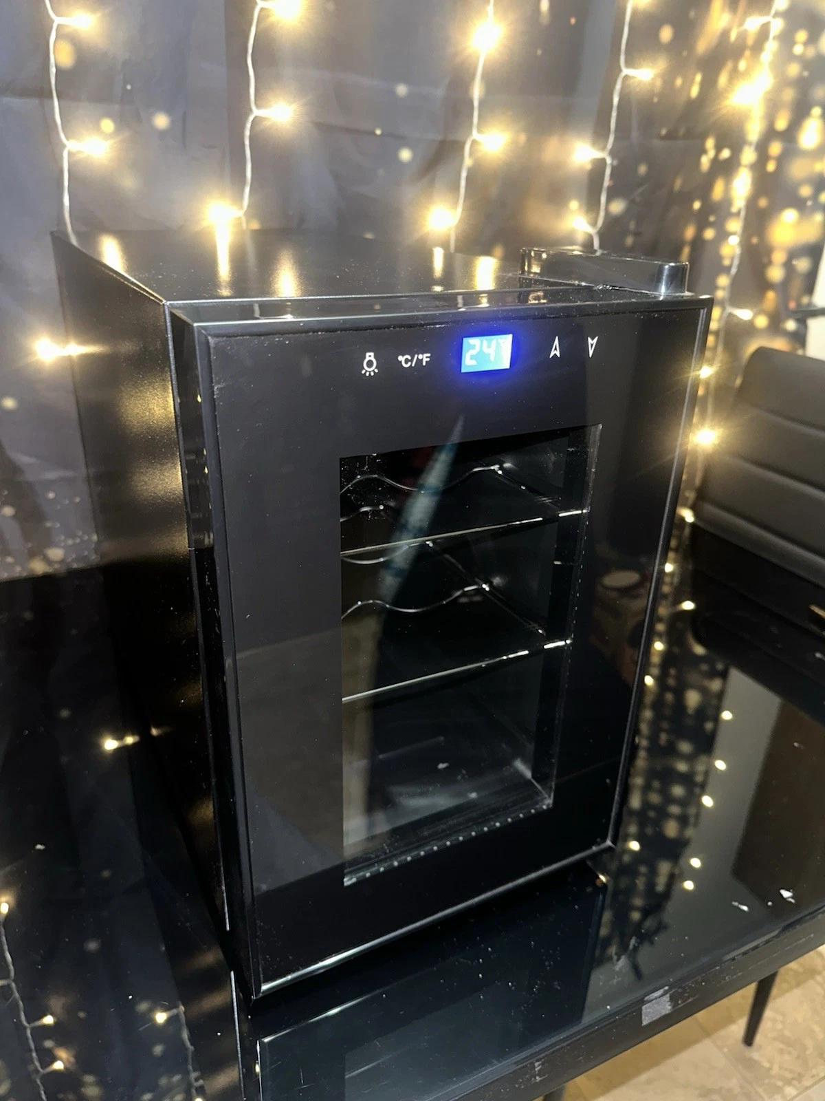 Igloo FRW066 6 Bottle Wine Cooler Mini Fridge Black Countertop Chiller
Opens in a new window or tab
