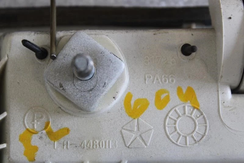 1989 1990 1991 1992 1993 1994 1995 PLYMOUTH ACCLAIM MANIJA PUERTA DELANTERA IZQUIERDA BLANCO Foto 3 de 4