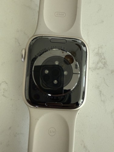 Apple Watch Unlocked Series 9 41mm Smartwatch Aluminum Case with Sport Band - Zdjęcie 4 z 5