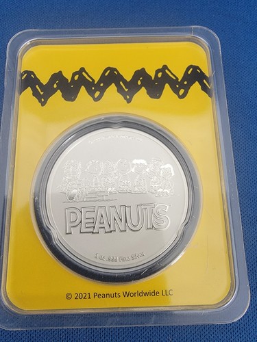 Peanuts® Joe Cool 50th Anniversary 1 oz .999 Silver Snoopy in TEP - Picture 5 of 6