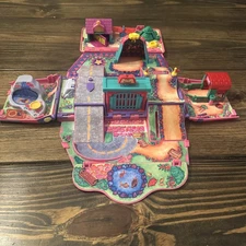 Vintage Pound Puppies Van Deluxe Playset 95 Circus Van Fold Up Playset Car Dog