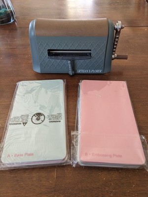 Spellbinders Artisan X-Plorer Machine - cuts, embosses, presses w/plates
