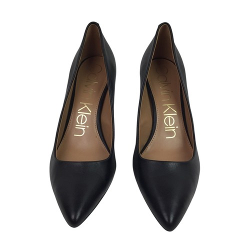 Zapatos de salón Calvin Klein Kamara de cuero con tacón alto punta para mujer 9,5 negros - Imagen 3 de 11