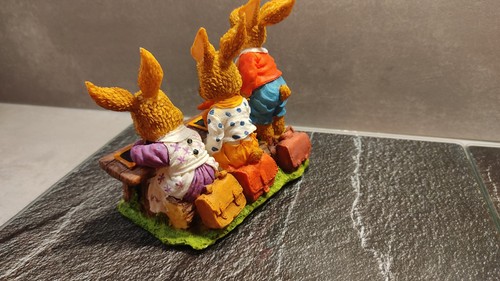 Hasenschule aus Steinharz - Bild 7 von 8